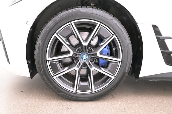 BMW i4 27 of 27