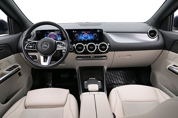 Mercedes-Benz GLA250 e 6 of 27