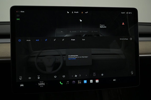 Tesla Model Y 20 of 27