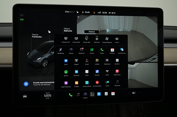 Tesla Model Y 22 of 27