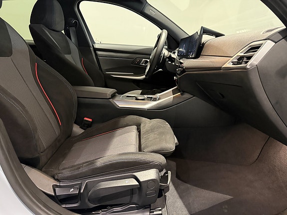 BMW 320d 8 of 17