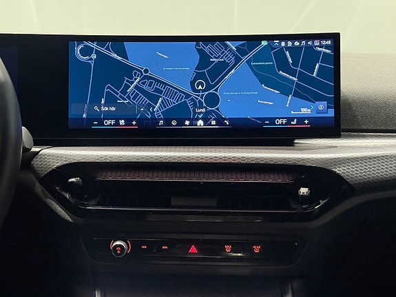 BMW 320d 15 of 17