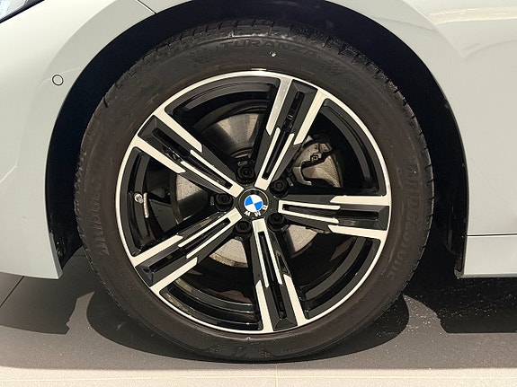 BMW 320d 5 of 17