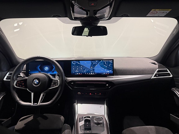 BMW 320d 11 of 17