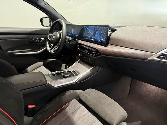 BMW 320d 9 of 17