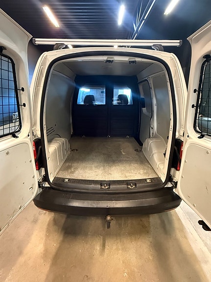 Volkswagen Caddy 9 of 17