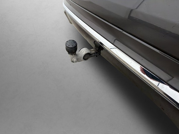 Volvo XC60 12 of 30