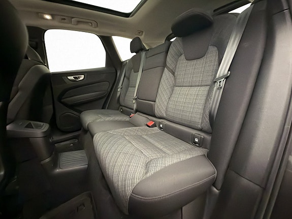 Volvo XC60 21 of 30