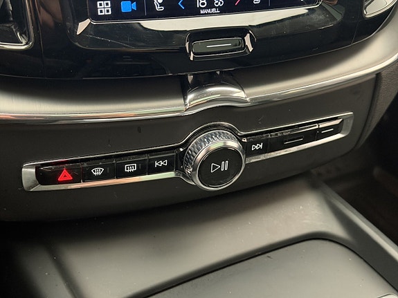 Volvo XC60 28 of 30