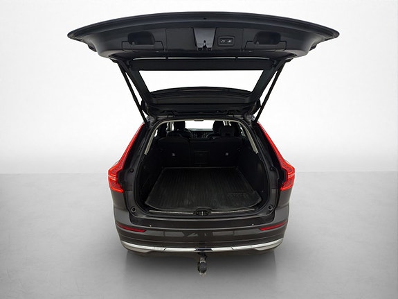 Volvo XC60 18 of 30