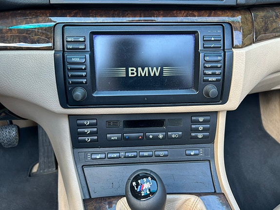 BMW 330Ci 5 of 30