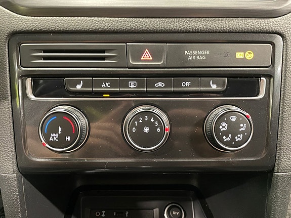 Volkswagen Golf I 17 of 19