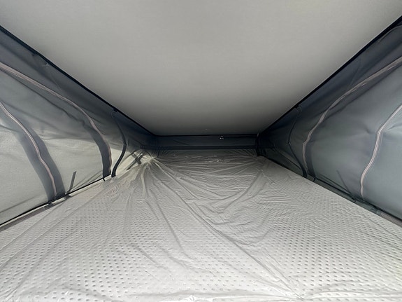 Hymer Redwood 600 Explorer 6 of 10