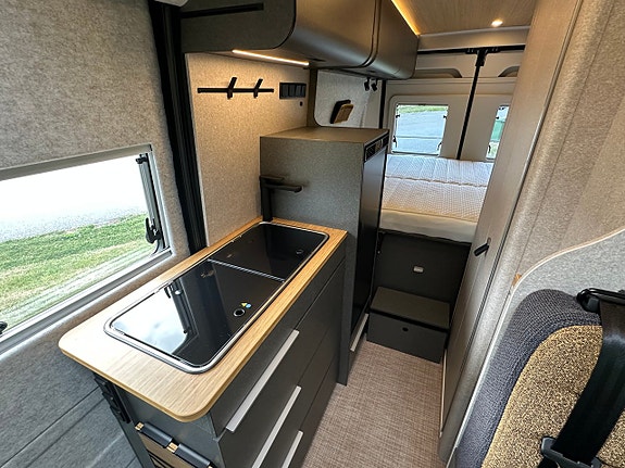 Hymer Redwood 600 Explorer 7 of 10