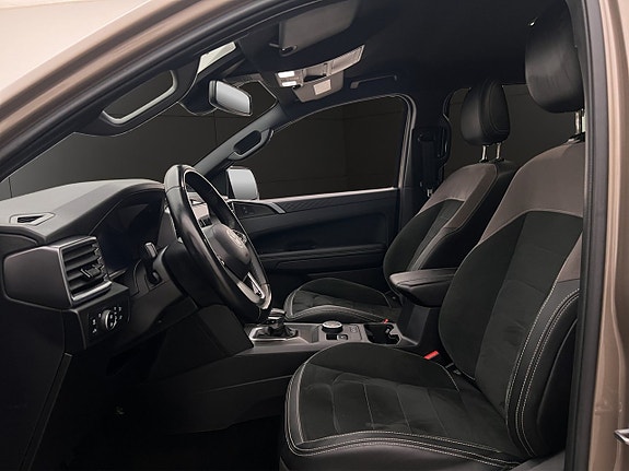 Volkswagen Amarok 16 of 30