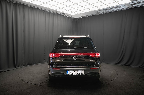 Mercedes-Benz EQB300 8 of 25