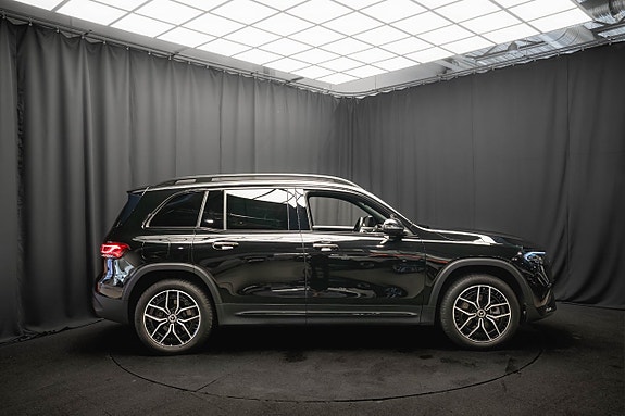 Mercedes-Benz EQB300 6 of 25