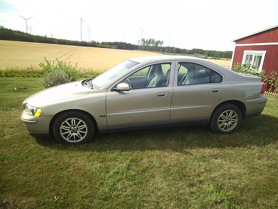 Volvo S60 5 of 13