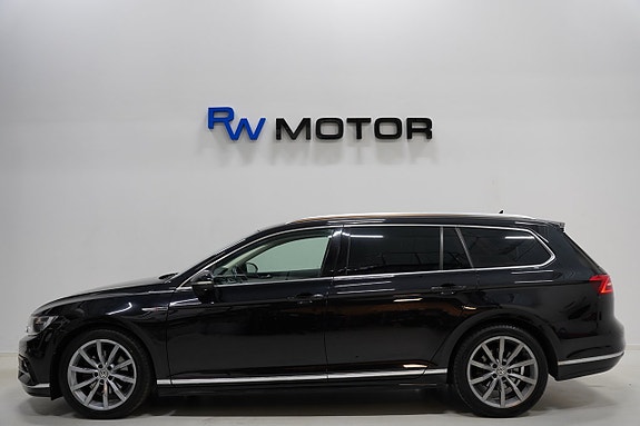 Volkswagen Passat 3 of 25