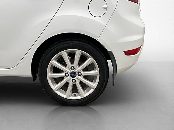 Ford Fiesta 23 of 25