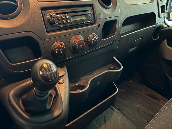 Opel Movano 13 of 18