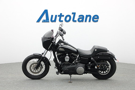 Harley-Davidson Dyna Street Bob FXDB* Vance & Hines 9 of 28
