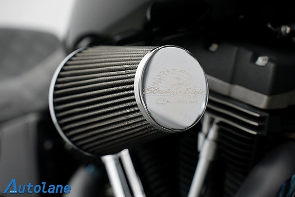 Harley-Davidson Dyna Street Bob FXDB* Vance & Hines 25 of 28