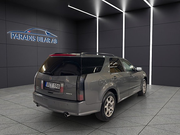 Cadillac SRX 5 of 28