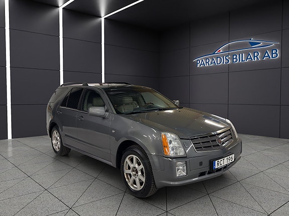 Cadillac SRX 7 of 28