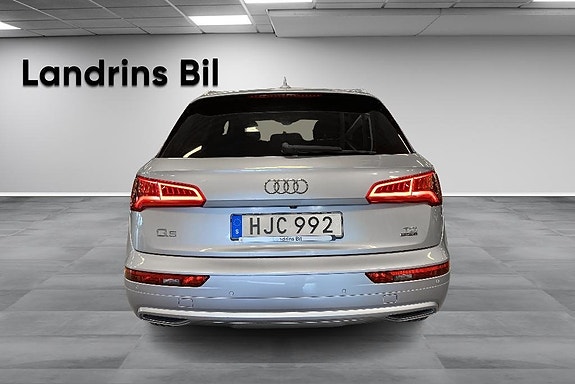 Audi Q5 5 of 18