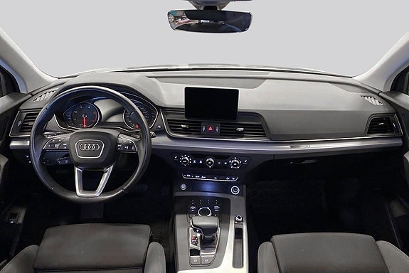 Audi Q5 7 of 18
