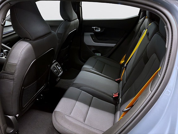 Polestar 2 10 of 21
