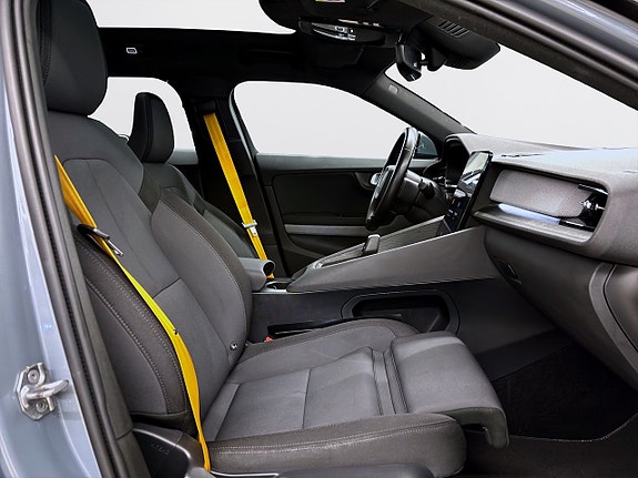 Polestar 2 13 of 21