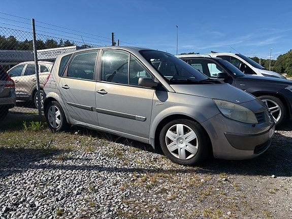 Renault Scenic II 2 of 3