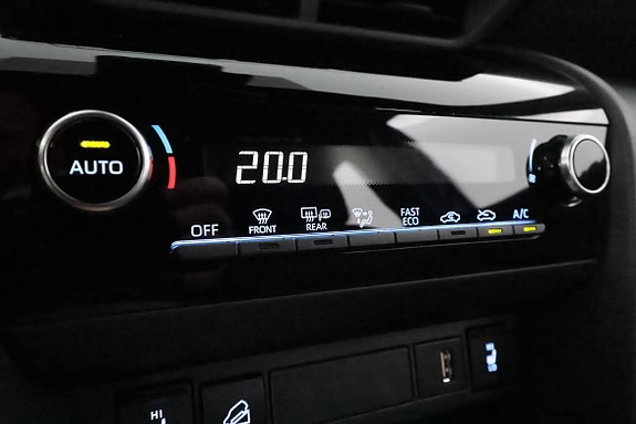 Toyota Yaris Cross 24 of 30