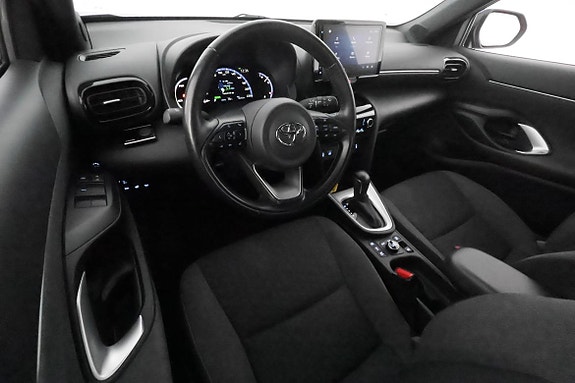 Toyota Yaris Cross 11 of 30