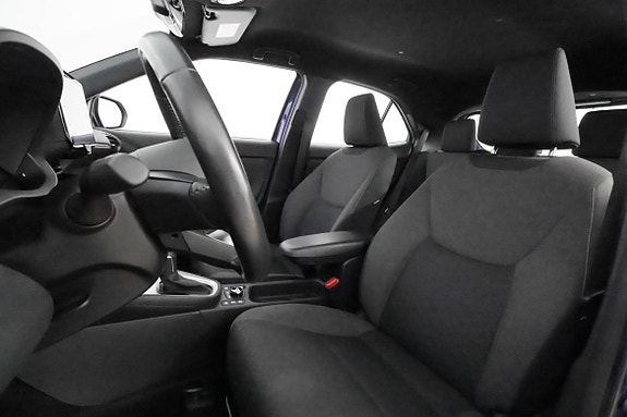 Toyota Yaris Cross 10 of 30