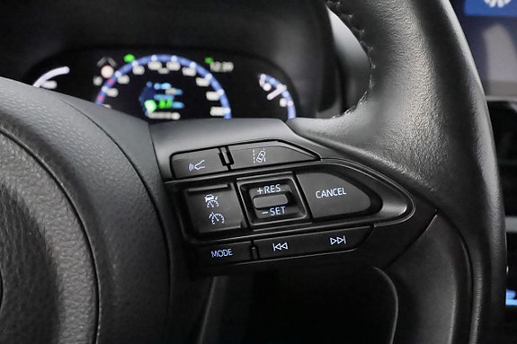Toyota Yaris Cross 12 of 30