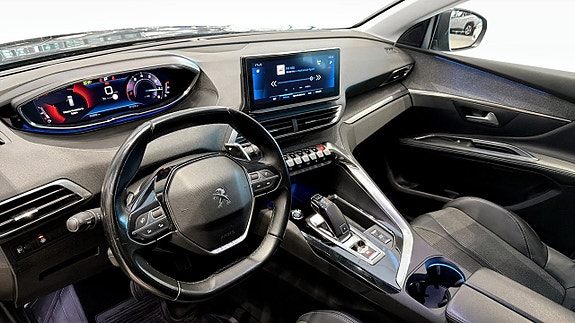 Peugeot 5008 16 of 24