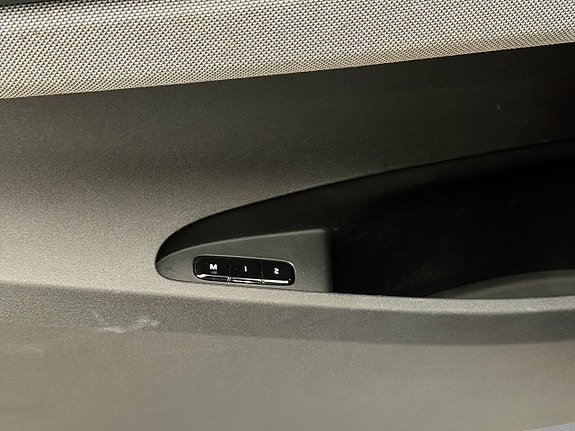Polestar 2 12 of 30