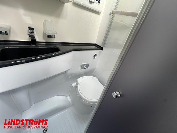 Chausson 627GA FORD PREMIUM M20 170hk Automat Långbäddar 16 of 22