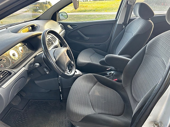 Citroen C5 9 of 13