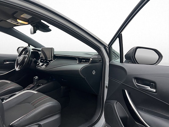 Toyota Corolla 19 of 28