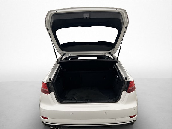 Audi A3 8 of 24