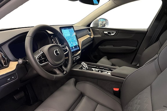 Volvo XC60 14 of 22