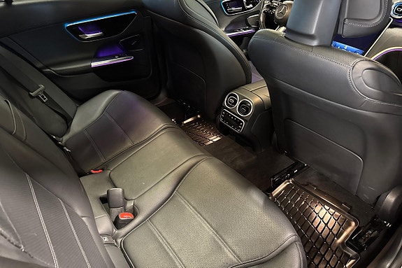 Mercedes-Benz C300 21 of 24