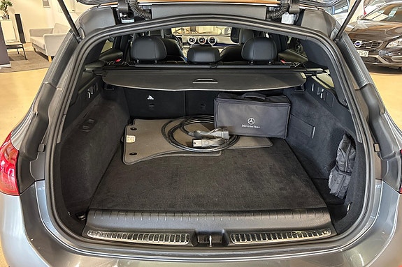 Mercedes-Benz C300 22 of 24