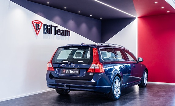 Volvo V70 8 of 23