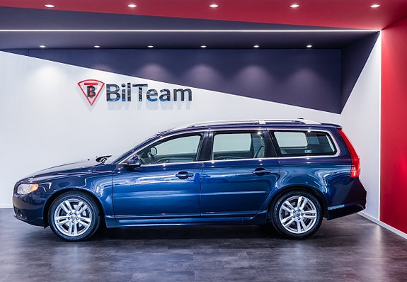 Volvo V70 6 of 23
