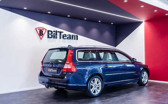 Volvo V70 9 of 23